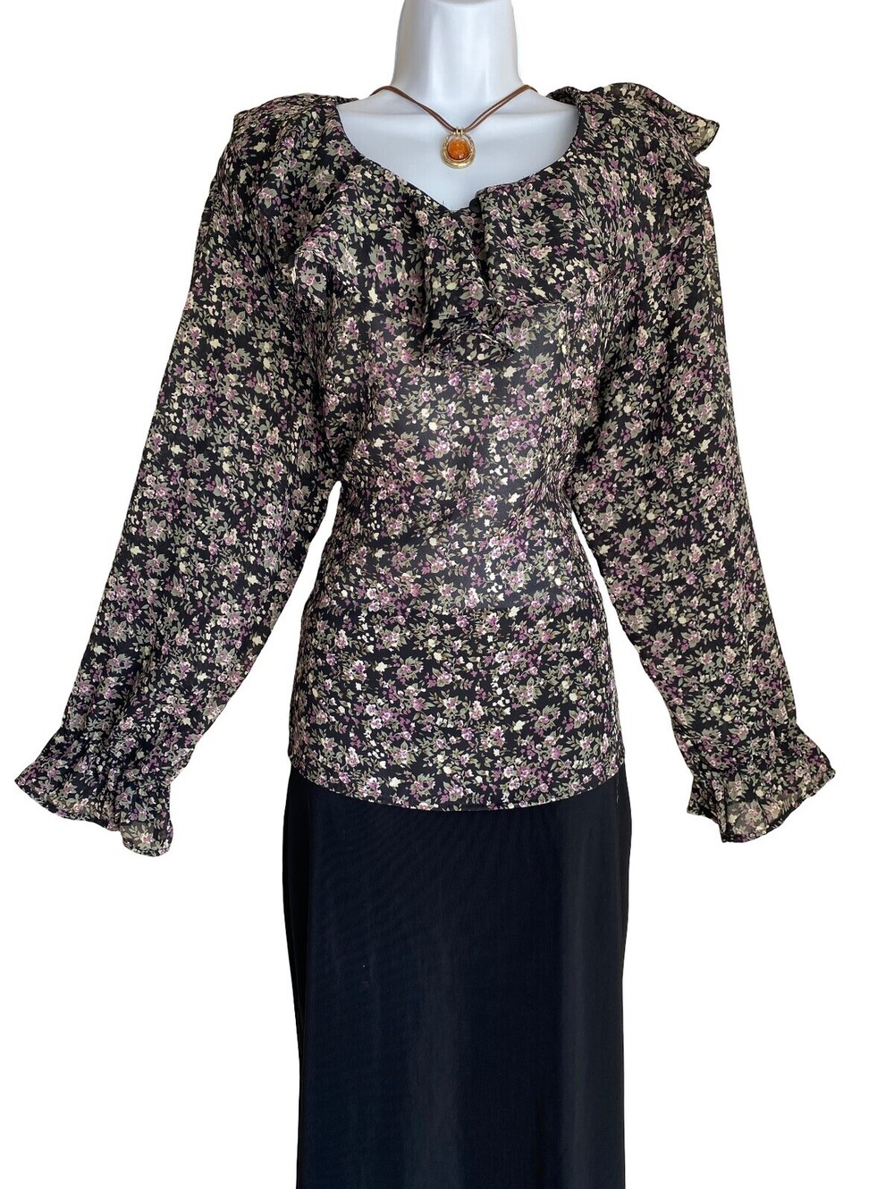 VTG Maggie Lawrence Women's Plus 1X Black Floral Ruffle Button Up Blouse Cottage